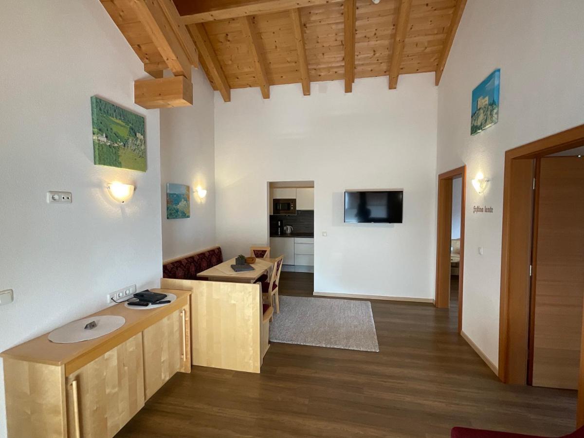 Appartements Am Burgsee Ladis Ngoại thất bức ảnh