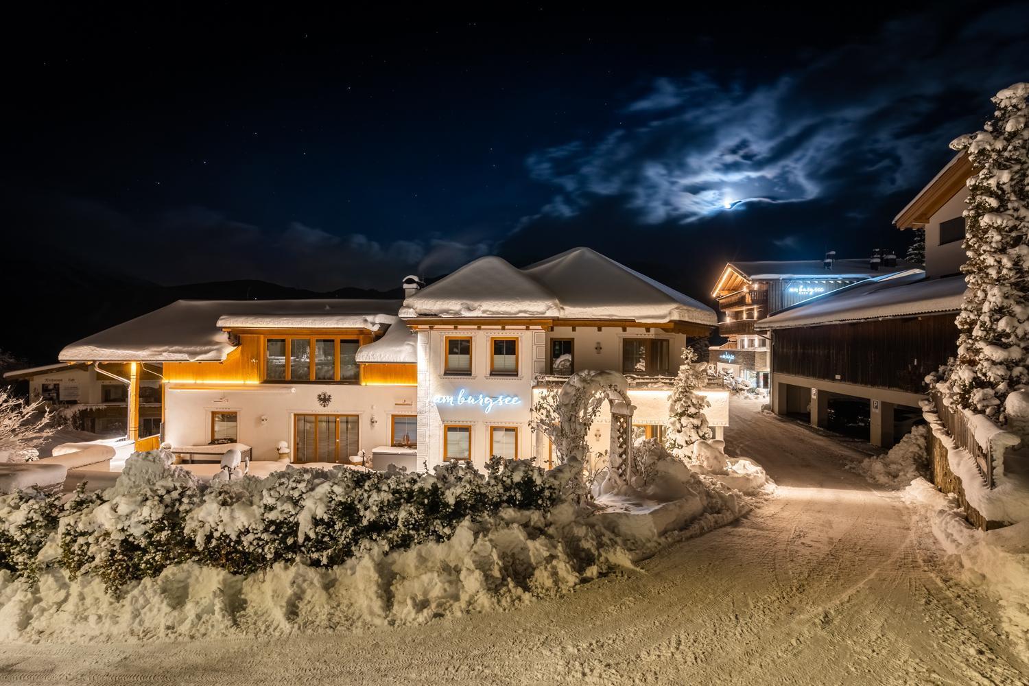 Appartements Am Burgsee Ladis Ngoại thất bức ảnh
