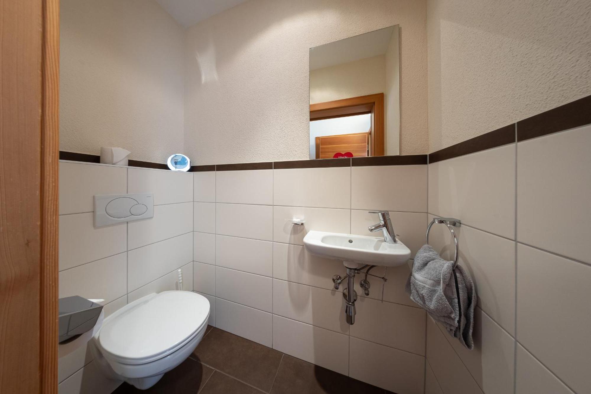 Appartements Am Burgsee Ladis Ngoại thất bức ảnh