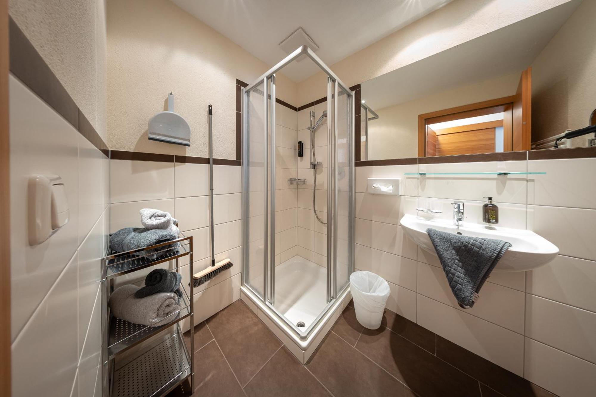 Appartements Am Burgsee Ladis Ngoại thất bức ảnh