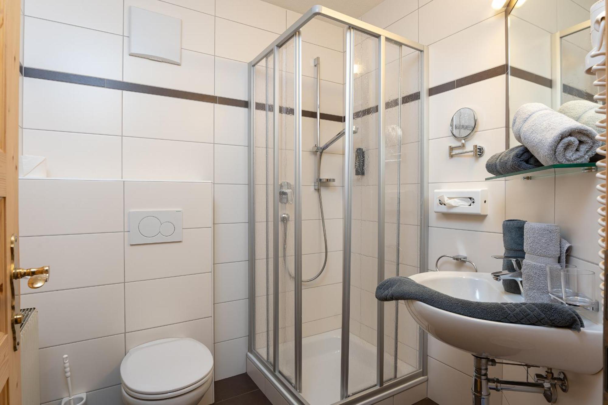 Appartements Am Burgsee Ladis Ngoại thất bức ảnh