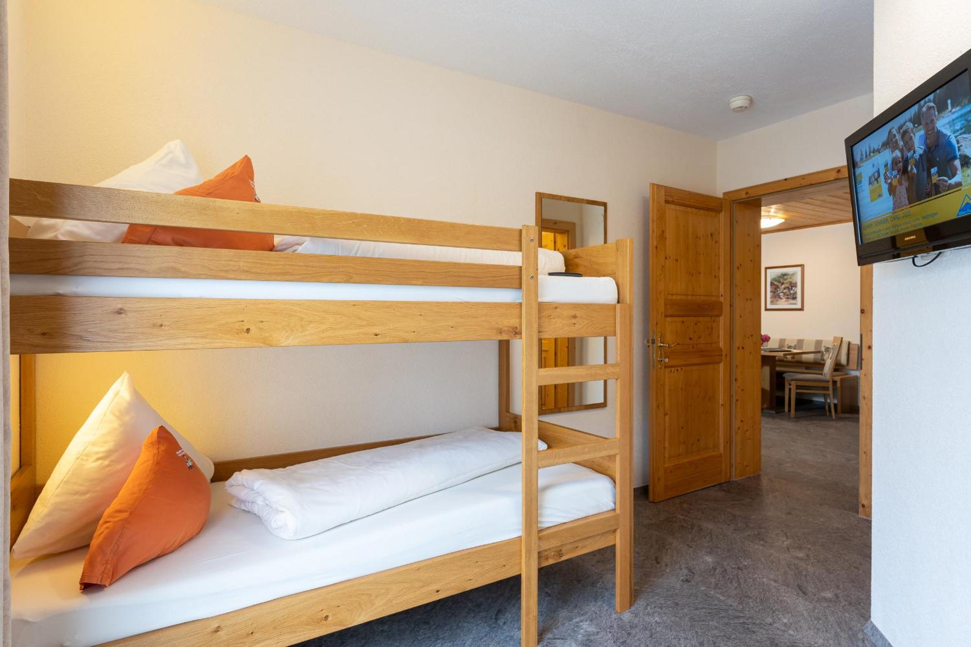 Appartements Am Burgsee Ladis Ngoại thất bức ảnh