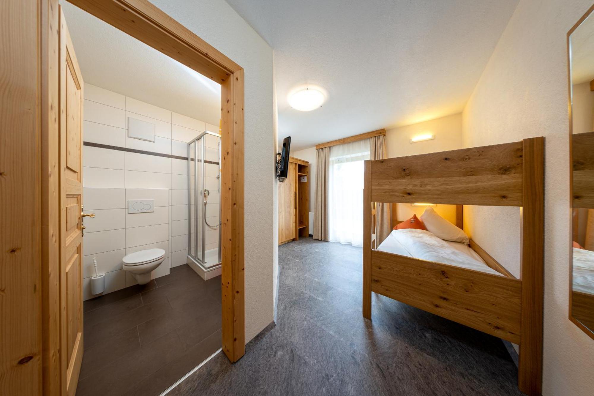 Appartements Am Burgsee Ladis Ngoại thất bức ảnh