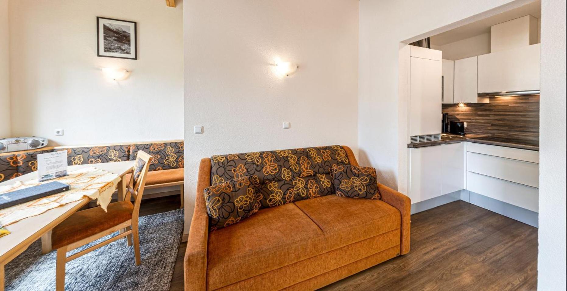 Appartements Am Burgsee Ladis Ngoại thất bức ảnh
