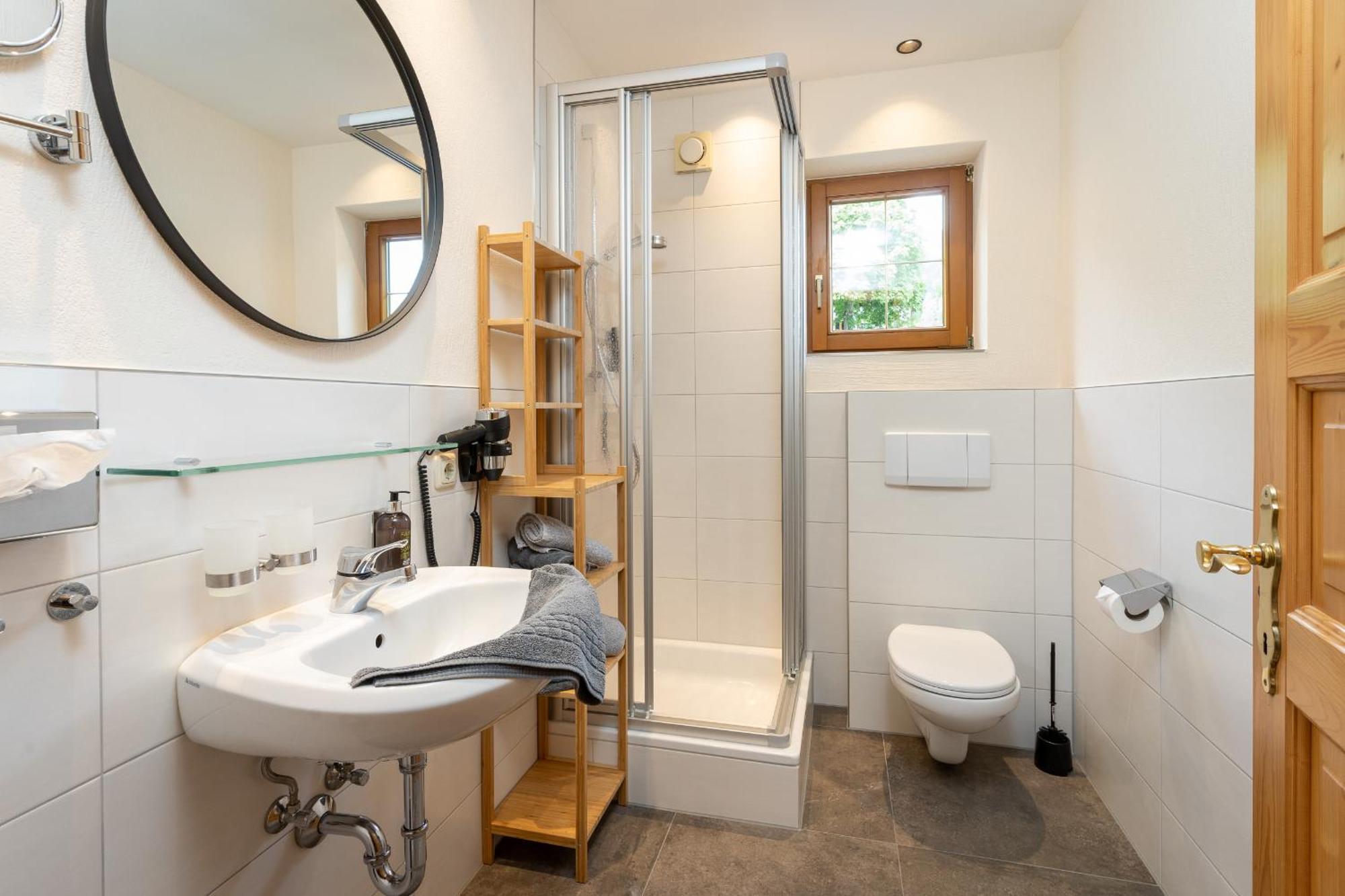 Appartements Am Burgsee Ladis Ngoại thất bức ảnh